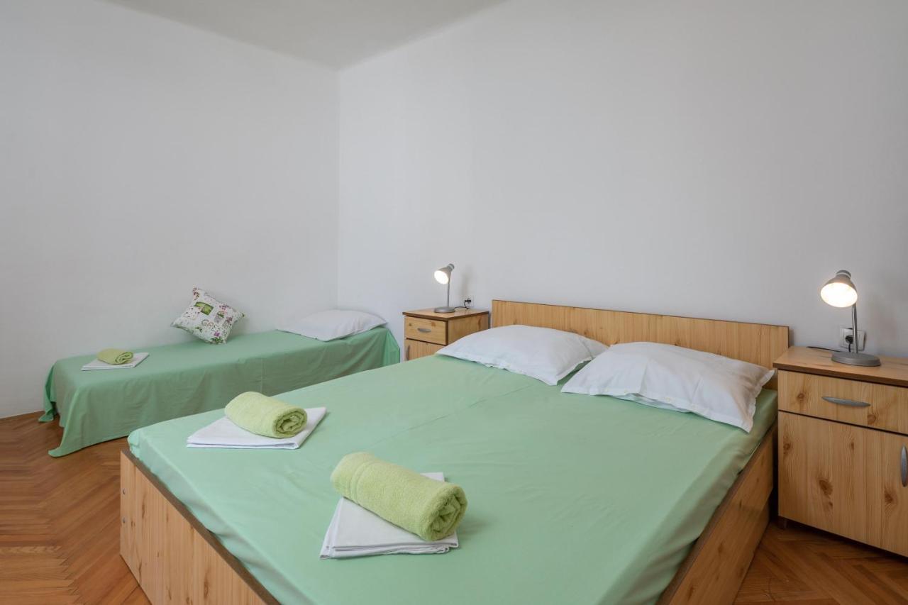 Beach Apartments Bili Cvitak Duce Bagian luar foto