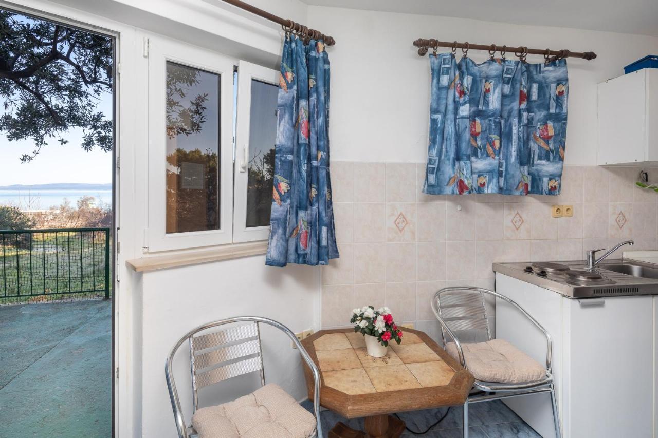 Beach Apartments Bili Cvitak Duce Bagian luar foto