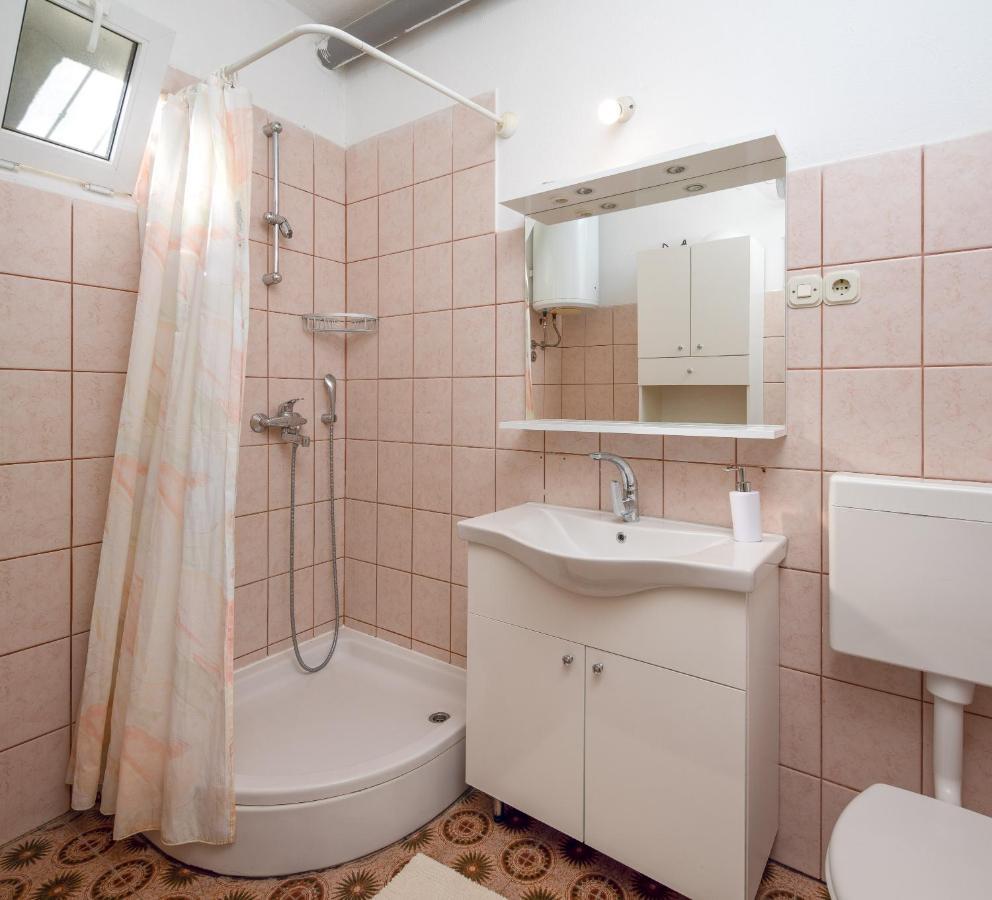 Beach Apartments Bili Cvitak Duce Bagian luar foto