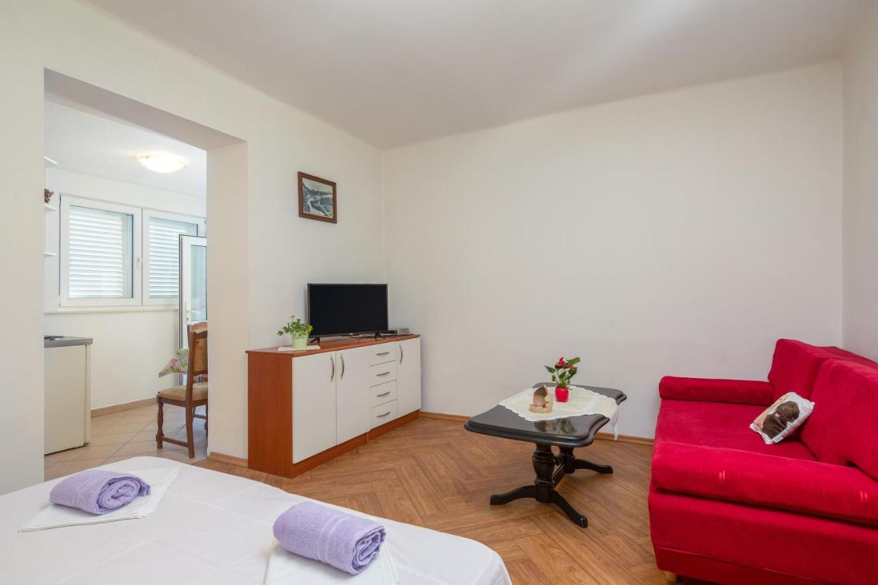 Beach Apartments Bili Cvitak Duce Bagian luar foto